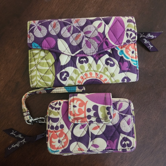 Vera Bradley Multicolor Floral Wristlet and Wallet - Picture 2 of 5